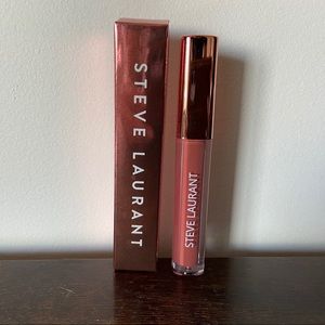 Steve Laurant lip gloss